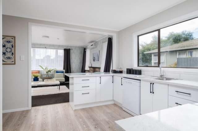 42 Lytton Road Riverdale_4