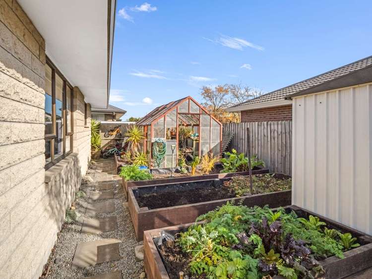 4/51 Neill Street Hornby_25