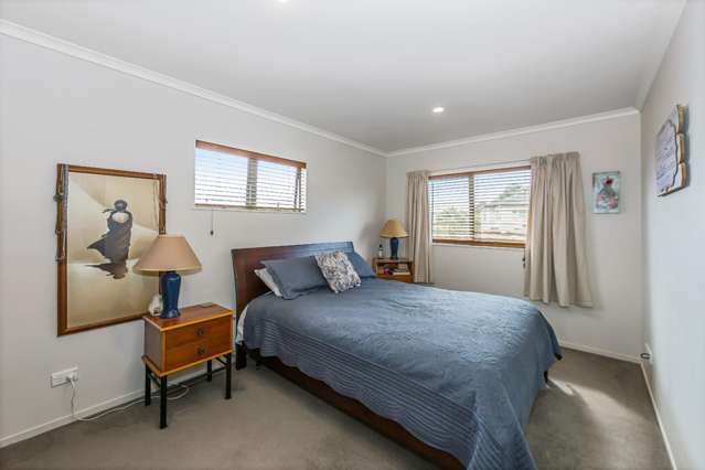 215 Alec Craig Way Gulf Harbour_3