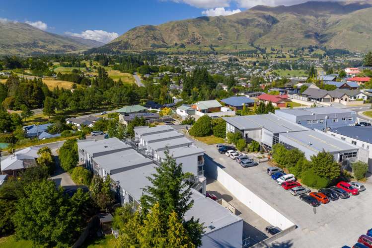 1/13 Plantation Road Wanaka_18