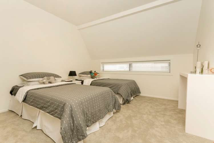 28a Queensway Three Kings_18