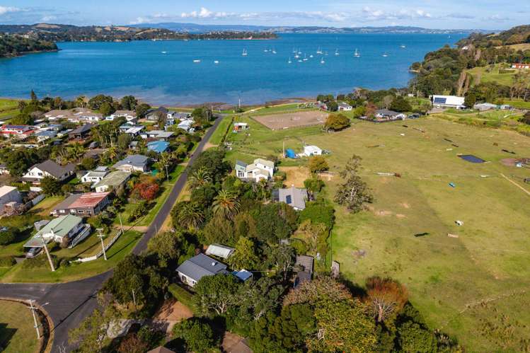 45 Tahatai Road Oneroa_35