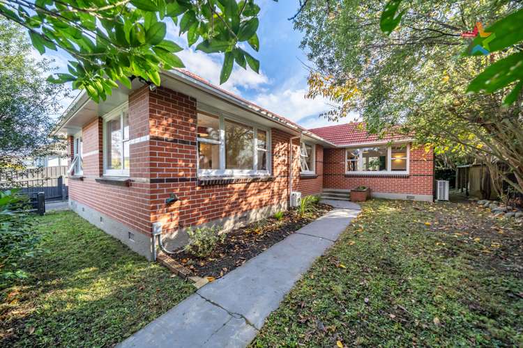 46 Whirinaki Crescent Heretaunga_17