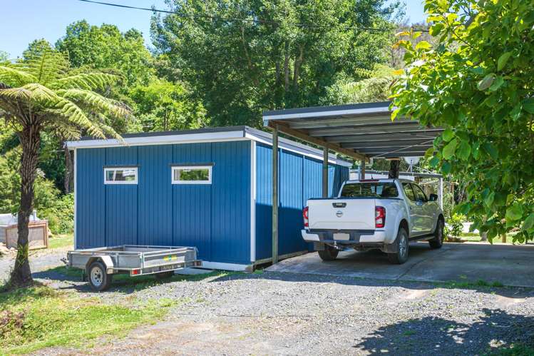 15 Pohue Creek Road Waiomu_25