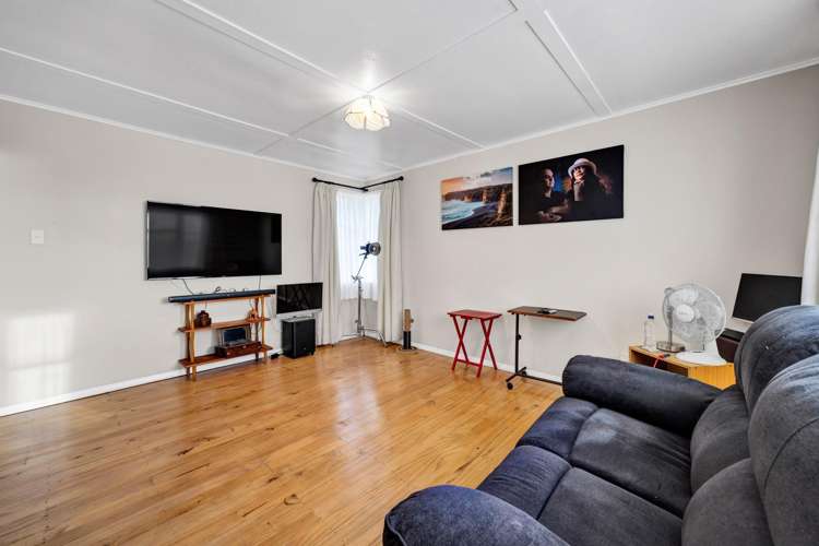 16 Manchester Street Patea_11