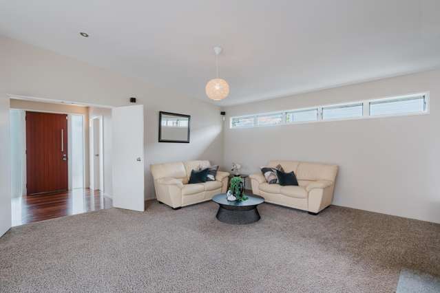 92 St James Drive Huntington_1