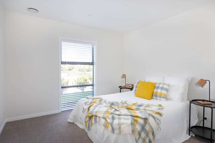 1 Sorrento Drive Rangatira Park_10