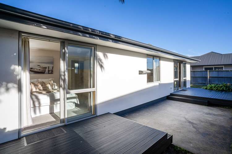 90 Tedder Avenue North New Brighton_17