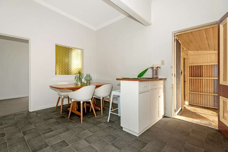 433 Palmerston Road Gisborne Central_8