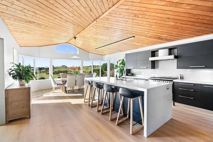 156 Valley View Road Otaika_6