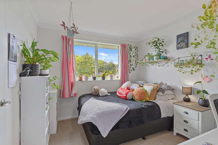 561 Johns Road Fernside_11