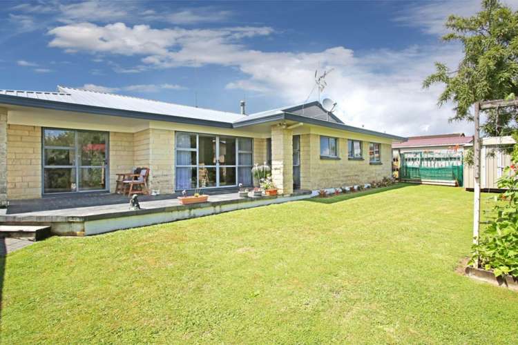 48 Edgewater Parade Waiuku_13