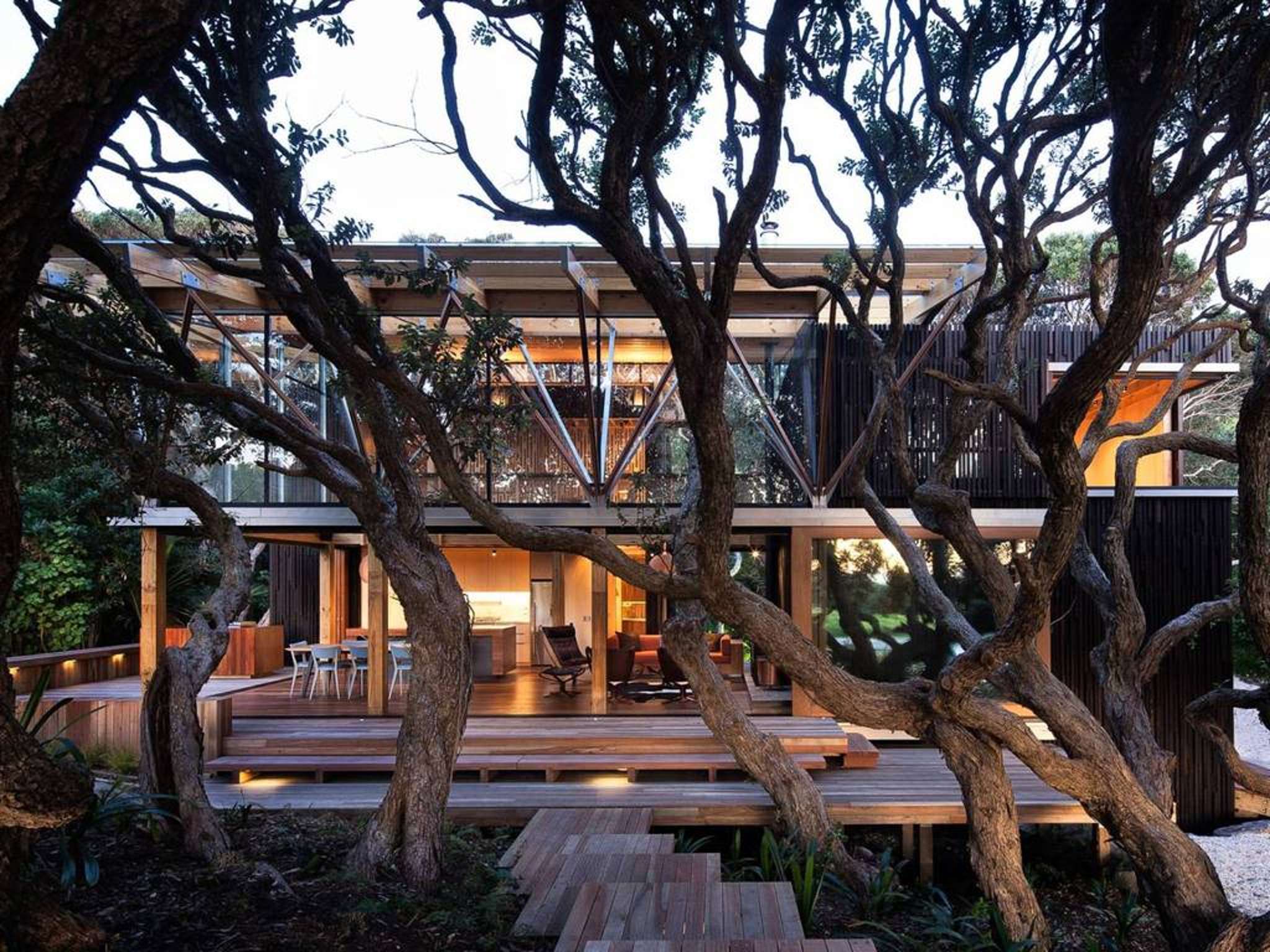 Stunning Piha house impresses BBC show hosts