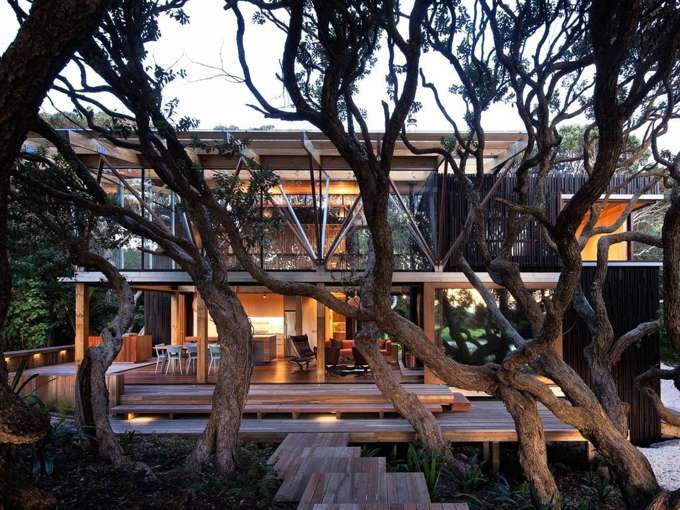 Stunning Piha House Impresses Bbc Show Hosts All Things Property