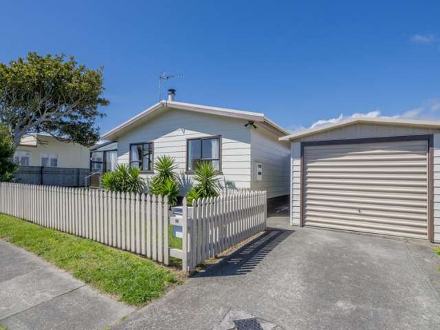 14 Hurley Road Paraparaumu Beach_1