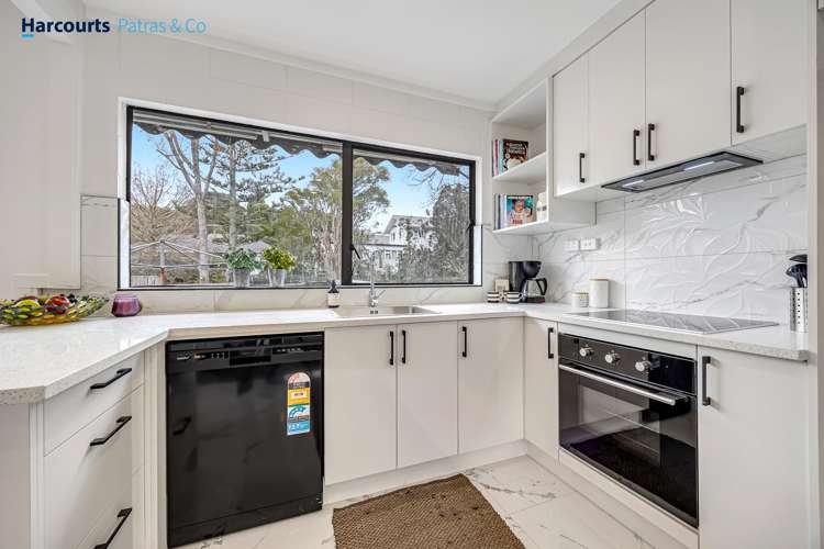 2/81 Stredwick Drive Torbay_10