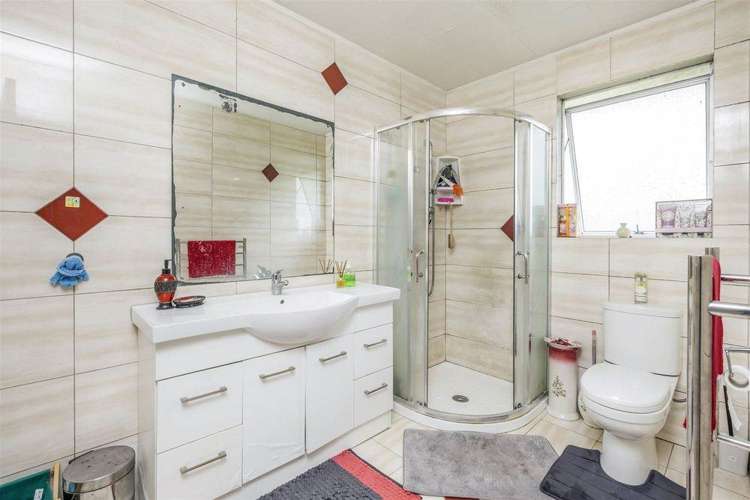 15 Alabaster Drive Papatoetoe_6