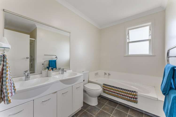 62 Peakes Road Springvale_17