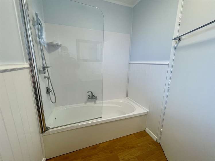 165 Te Atatu Road Te Atatu South_17