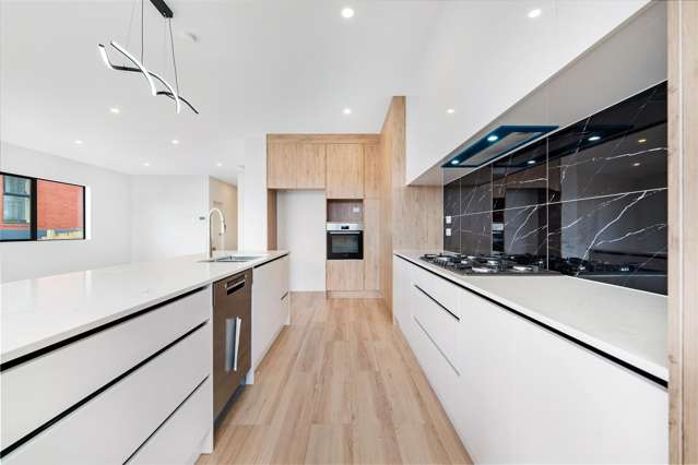 13 Whale Bay Rise Gulf Harbour_1