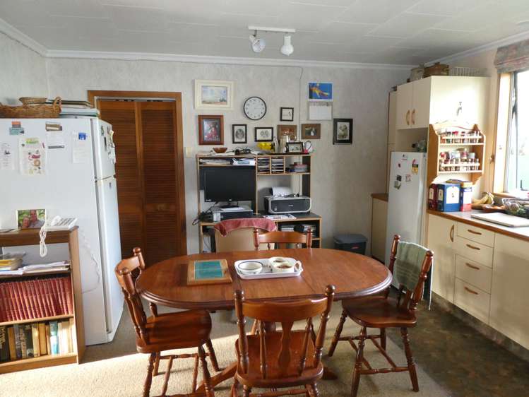 10 Stewart Street Waimangaroa_2