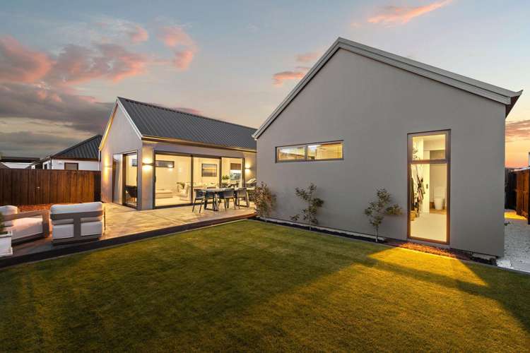 32 Walter Case Drive Harewood_30