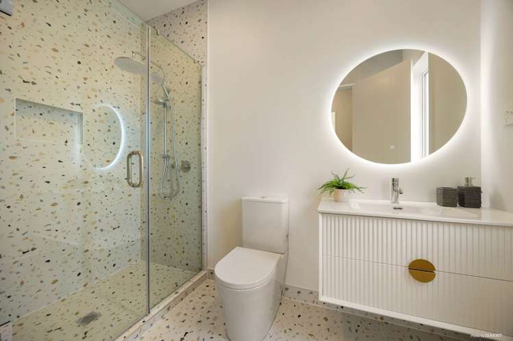 42 Ara Taha Crescent Orewa_8