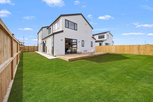 11 Korowhiti Road Clarks Beach_3