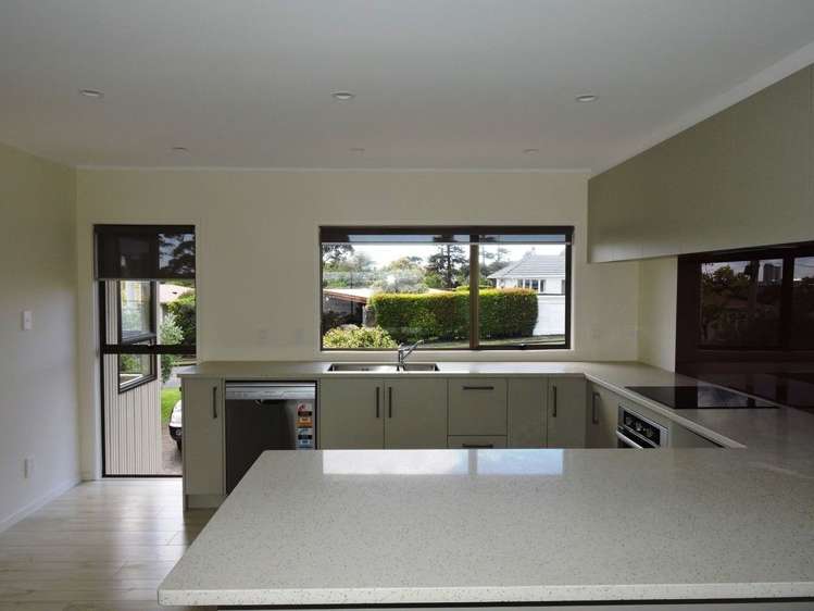 2/38 Walter Street Hauraki_7