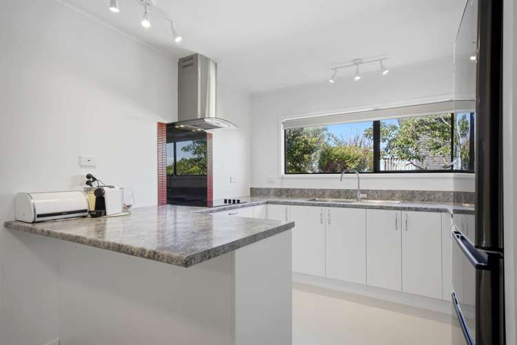 2/1A Gordon Avenue_5
