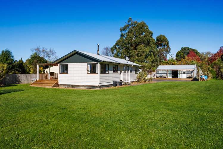 5 Kaka Street Pohangina_3