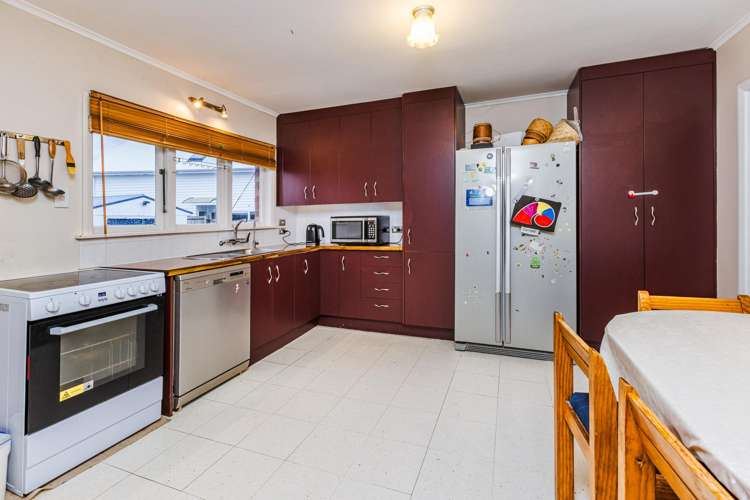 41 Sutton Crescent Papakura_5