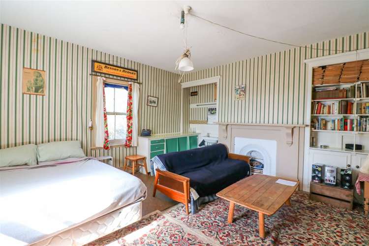 166 Barton Road Fairview_15