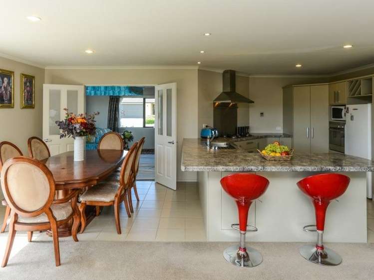 4 Keryn Place Frimley_8