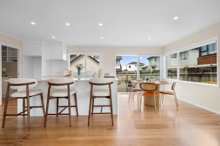 50 Sorrel Crescent Bucklands Beach_8