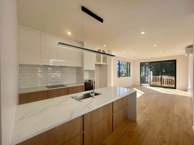 44B Sylvan Crescent Te Atatu South_2