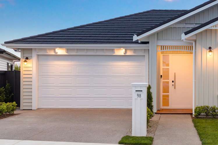 98 Tukutata Crescent Wainui_24