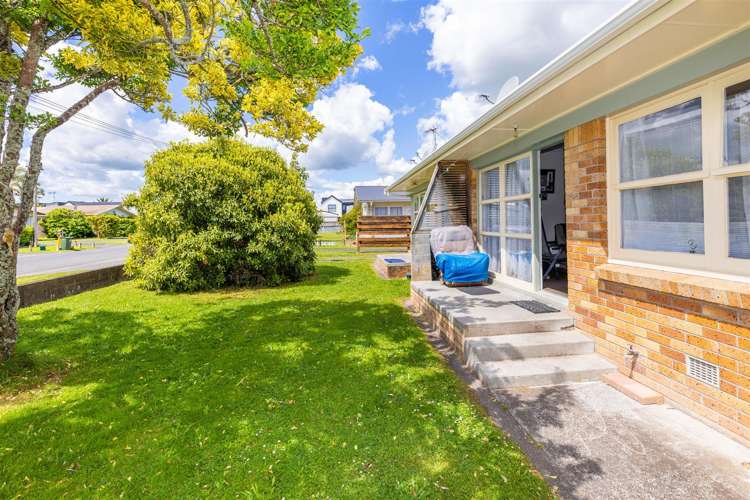 69 May Street Hamilton East_20