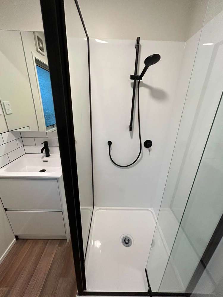 11A Jonathan Place Sunnynook_13