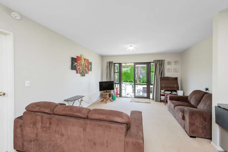 32 Warrens Road Darfield_9