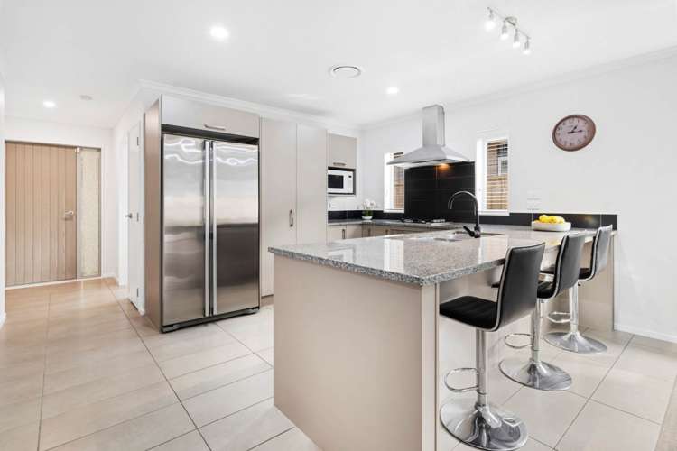 28 Clady Drive Flat Bush_9