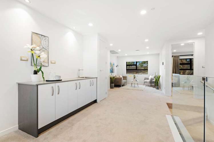 9b Kimberley Road Epsom_21