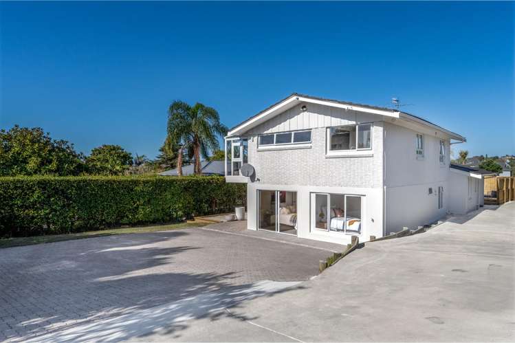 75 Marine Parade Mellons Bay_26
