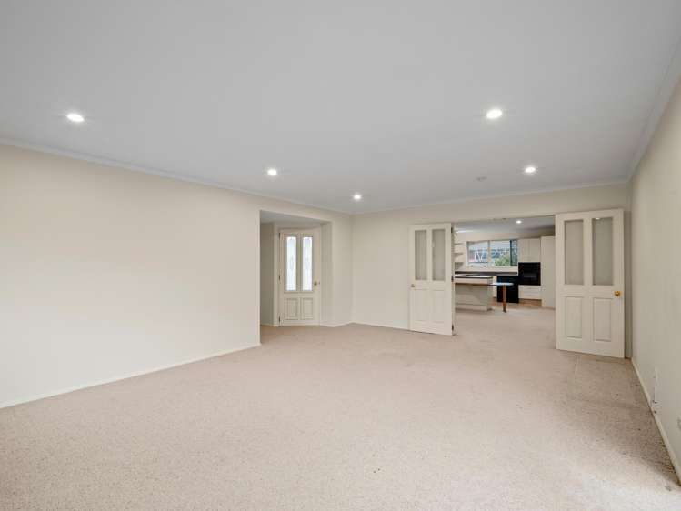 4 Netherby Lane Shirley_5