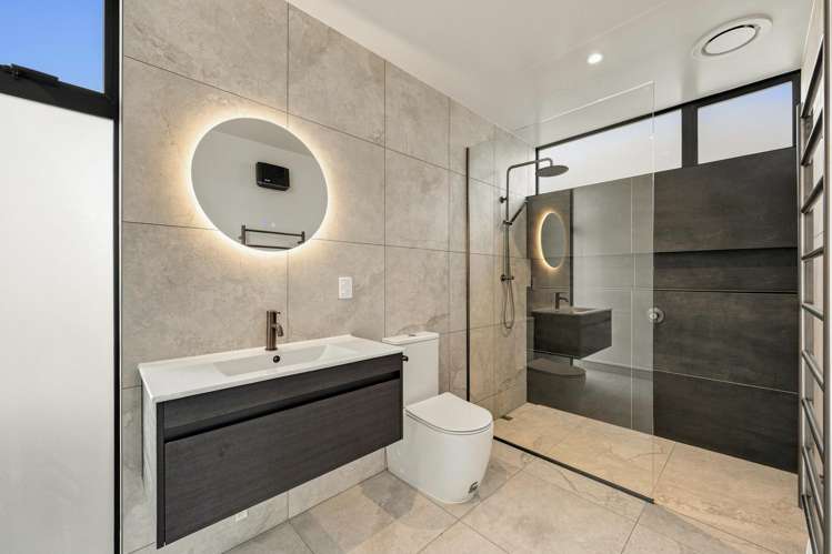 11 Fern Burn Close Wanaka_9
