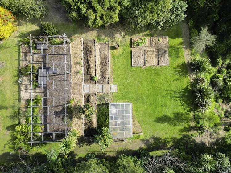 23 Riverbank Road Okoia_14