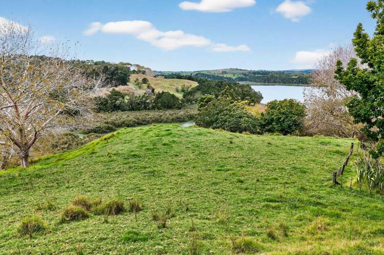 102B James Road Maungaturoto_26