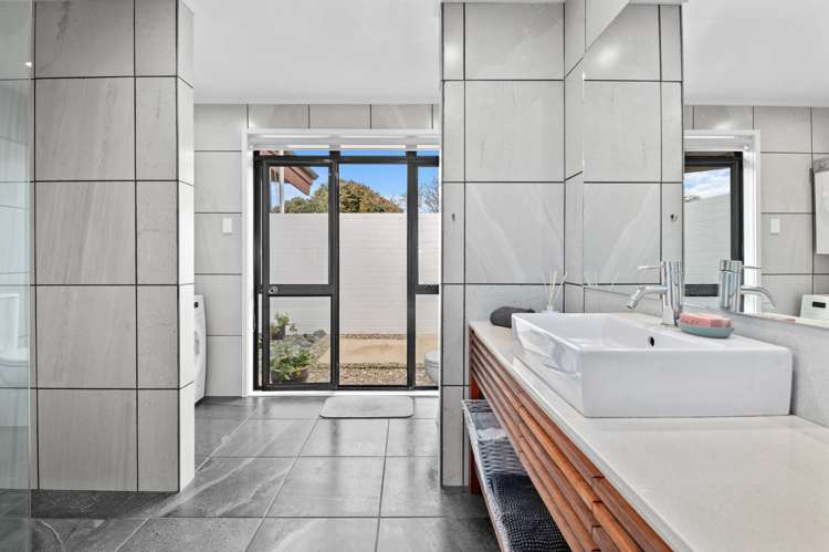 72 Sophia Street Glenholme_22