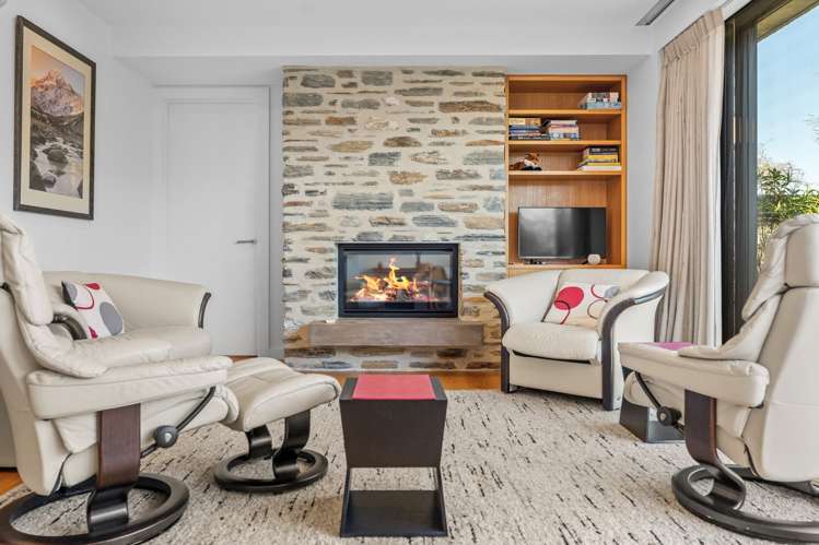 Apt 49 Marina Terrace, 65-95 Lakeside Road Wanaka_3