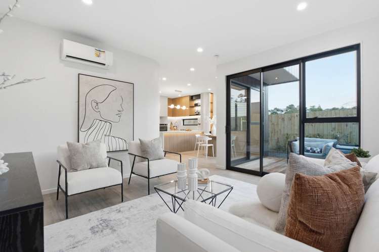 1-4/16 Tetrarch Place Totara Vale_7
